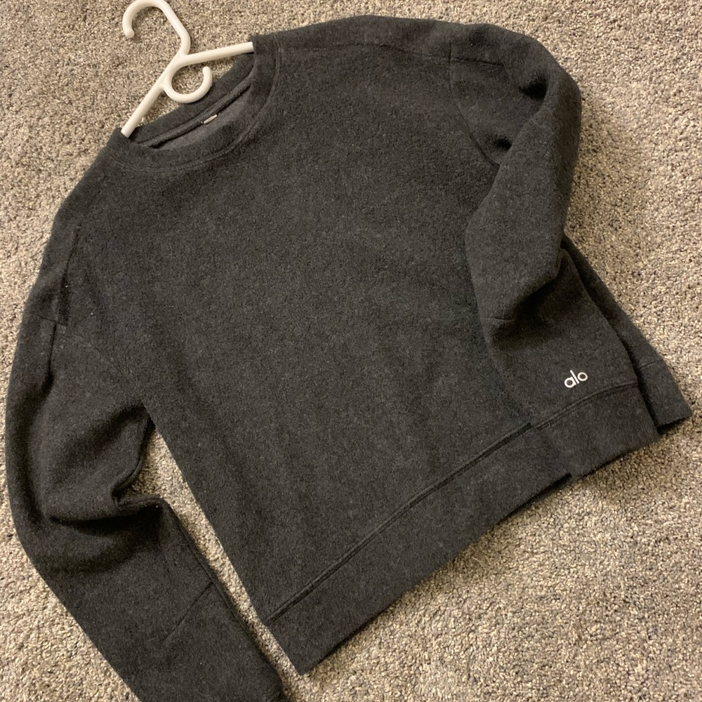 Alo Yoga Pullover